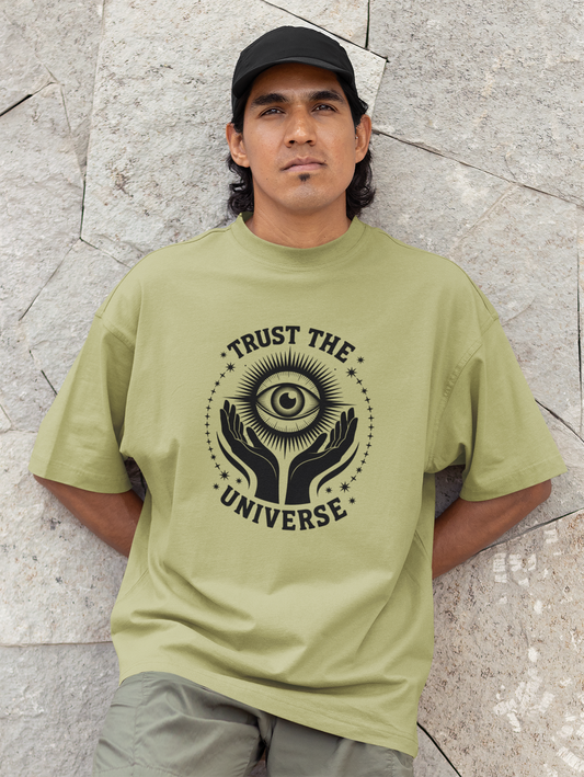 Camiseta Oversized Trust The Universe - Várias Cores